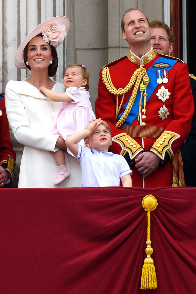     Alexander McQueen,  Philip Treacy    Mappin & Webb    